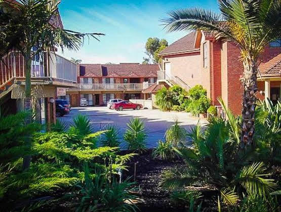 Monte Villa Motor Inn Melbourne Exterior photo